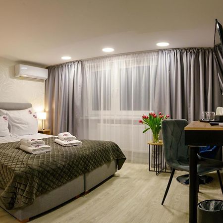 Kamienica No 111A Warsaw Airport Aparthotel Exteriör bild