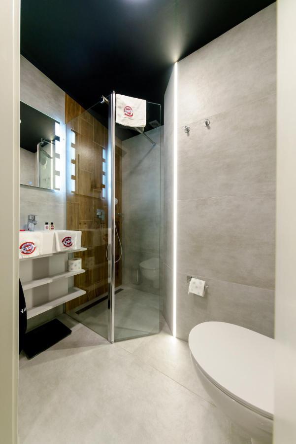 Kamienica No 111A Warsaw Airport Aparthotel Exteriör bild