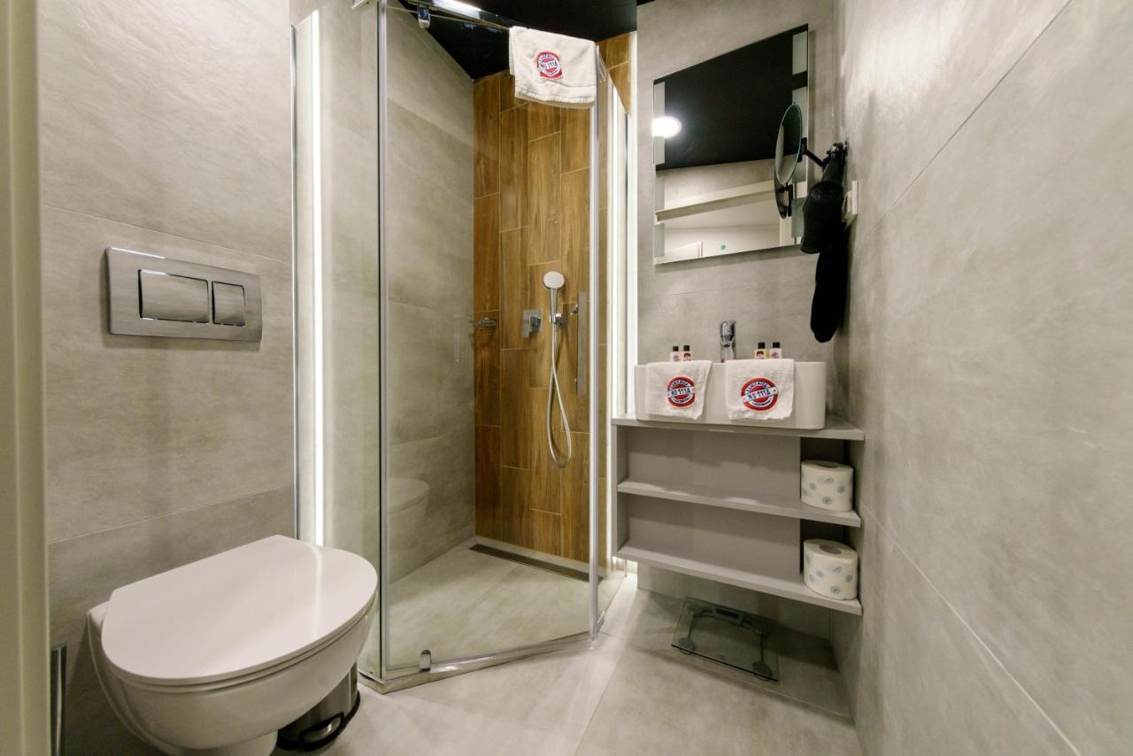 Kamienica No 111A Warsaw Airport Aparthotel Exteriör bild