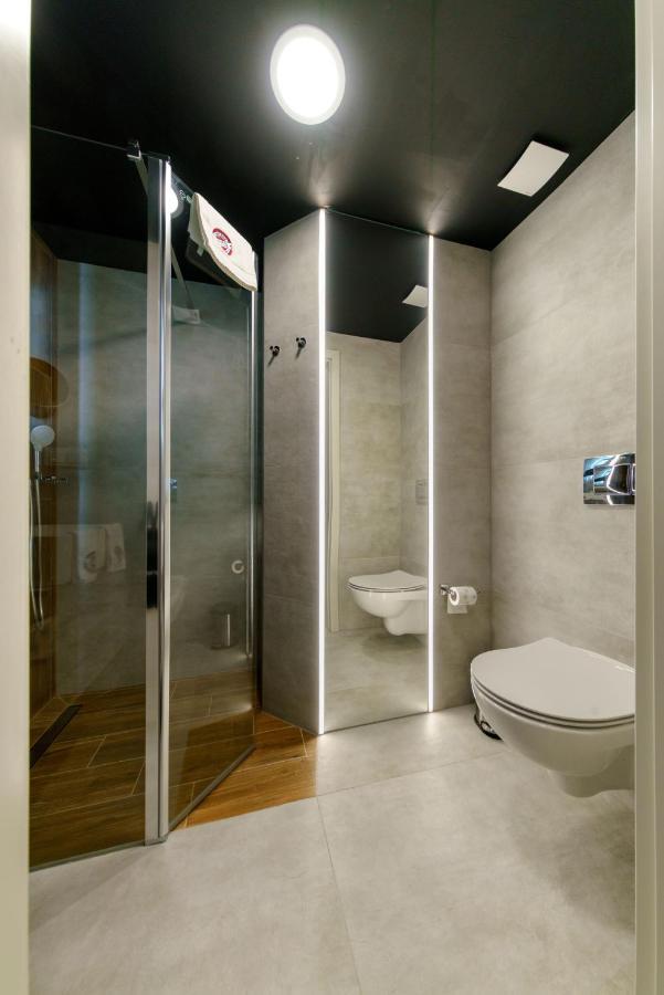 Kamienica No 111A Warsaw Airport Aparthotel Exteriör bild