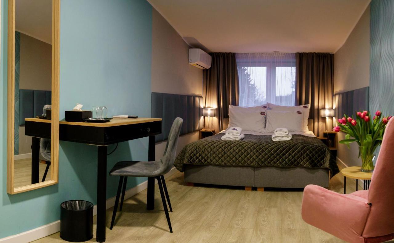 Kamienica No 111A Warsaw Airport Aparthotel Exteriör bild
