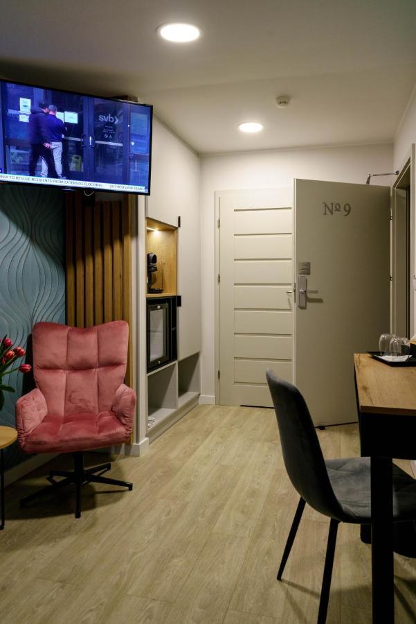 Kamienica No 111A Warsaw Airport Aparthotel Exteriör bild